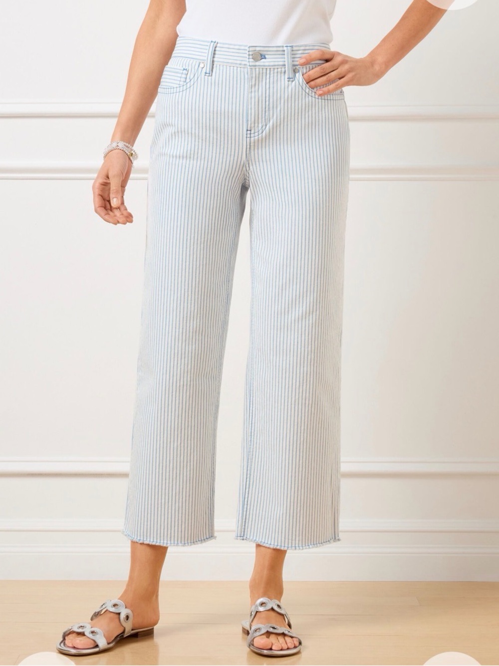 Talbots High Waist Wide Leg Cropped Light Blue White Awning Striped Pants SZ 12